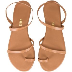 Mia tkees sandal new never worn